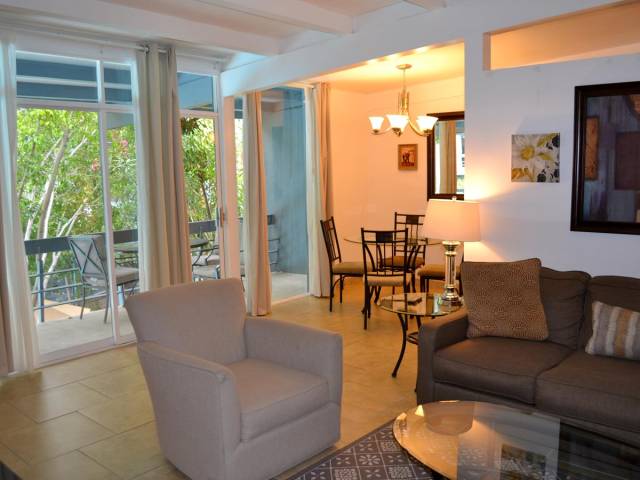 1 Bedroom Deluxe Suite